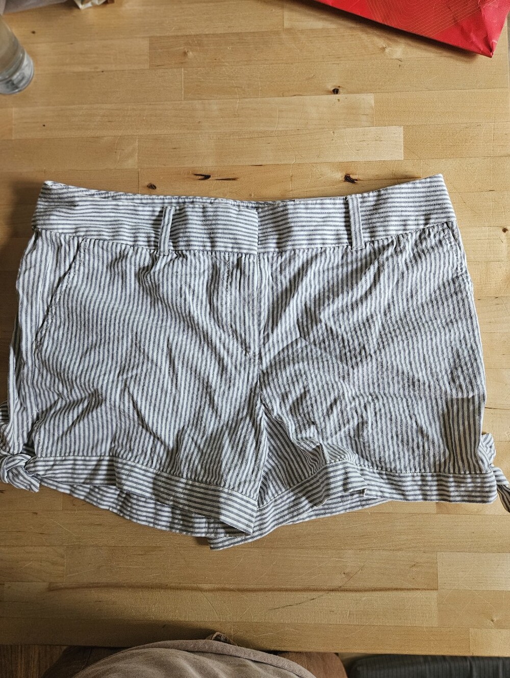 Loft 4-in Grey Striped Shorts Size 10 NWT